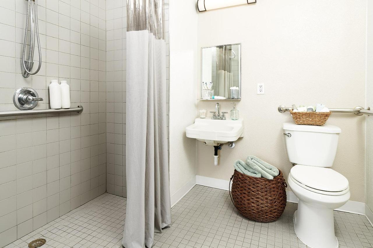 Intown Suites Extended Stay Marietta Ga - Town Center Кеннесо Экстерьер фото