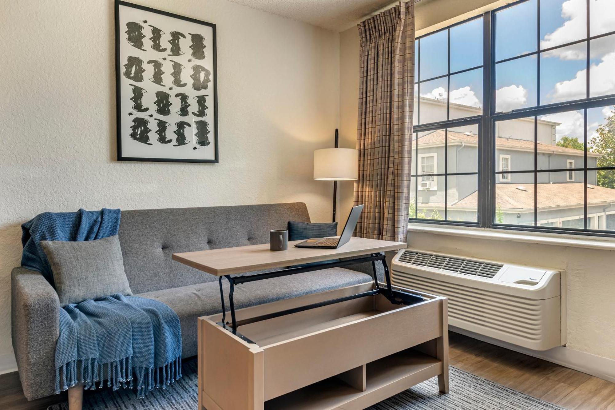 Intown Suites Extended Stay Marietta Ga - Town Center Кеннесо Экстерьер фото