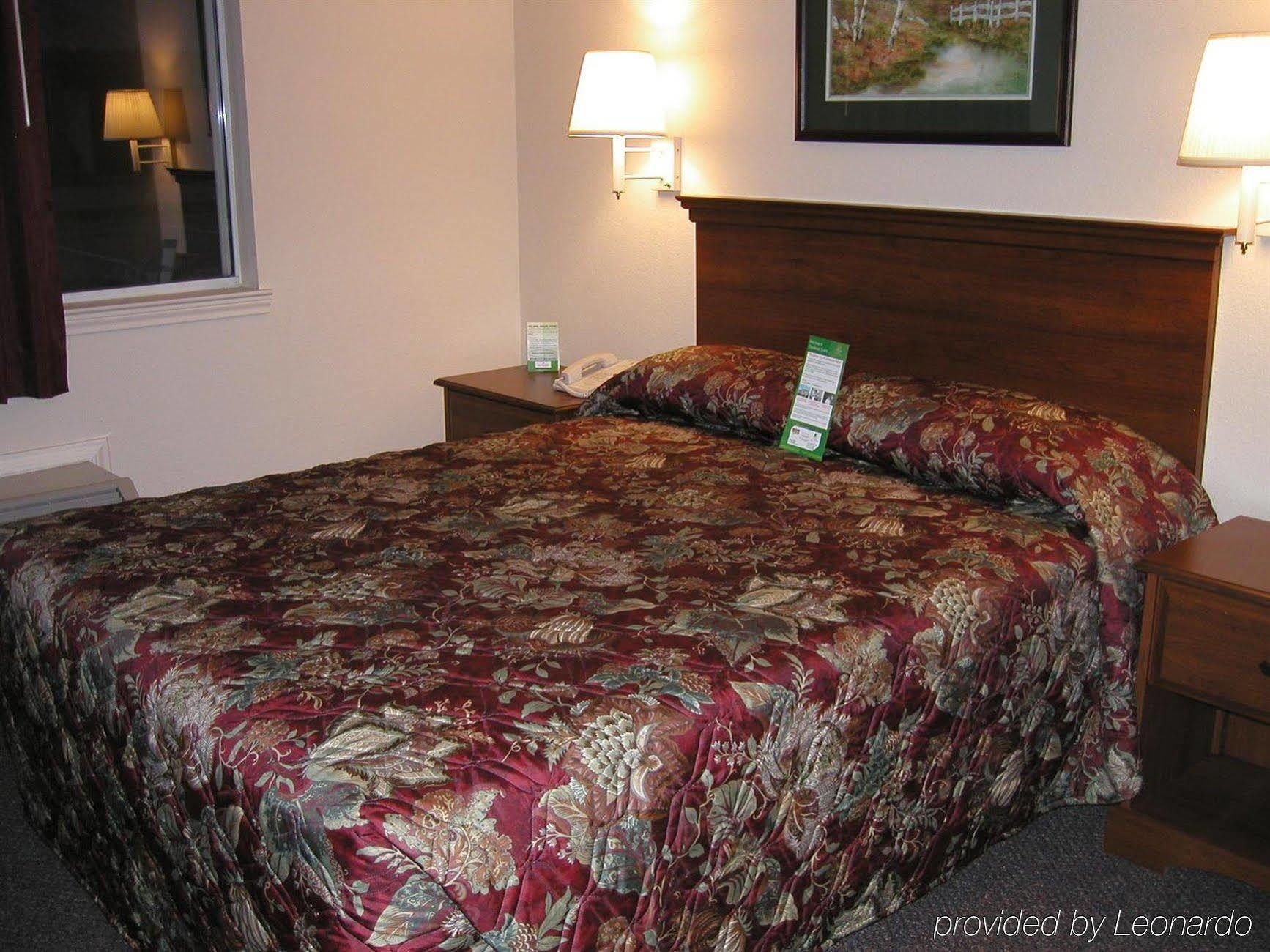 Intown Suites Extended Stay Marietta Ga - Town Center Кеннесо Экстерьер фото