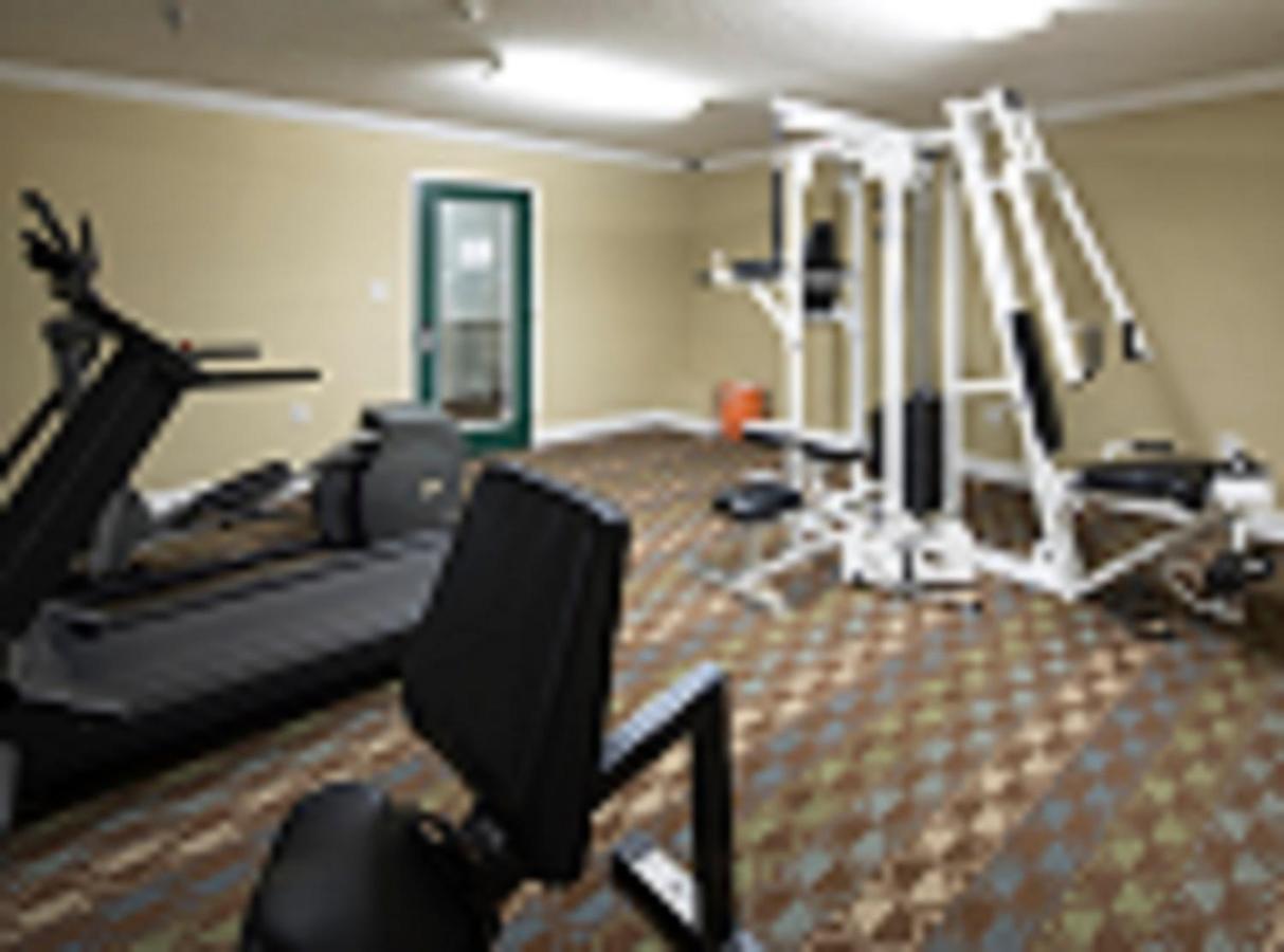 Intown Suites Extended Stay Marietta Ga - Town Center Кеннесо Экстерьер фото